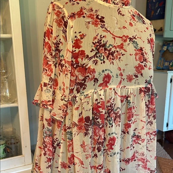 Sundance Floral Ruffle Blouse - Cream and Red - Picture 2 of 11